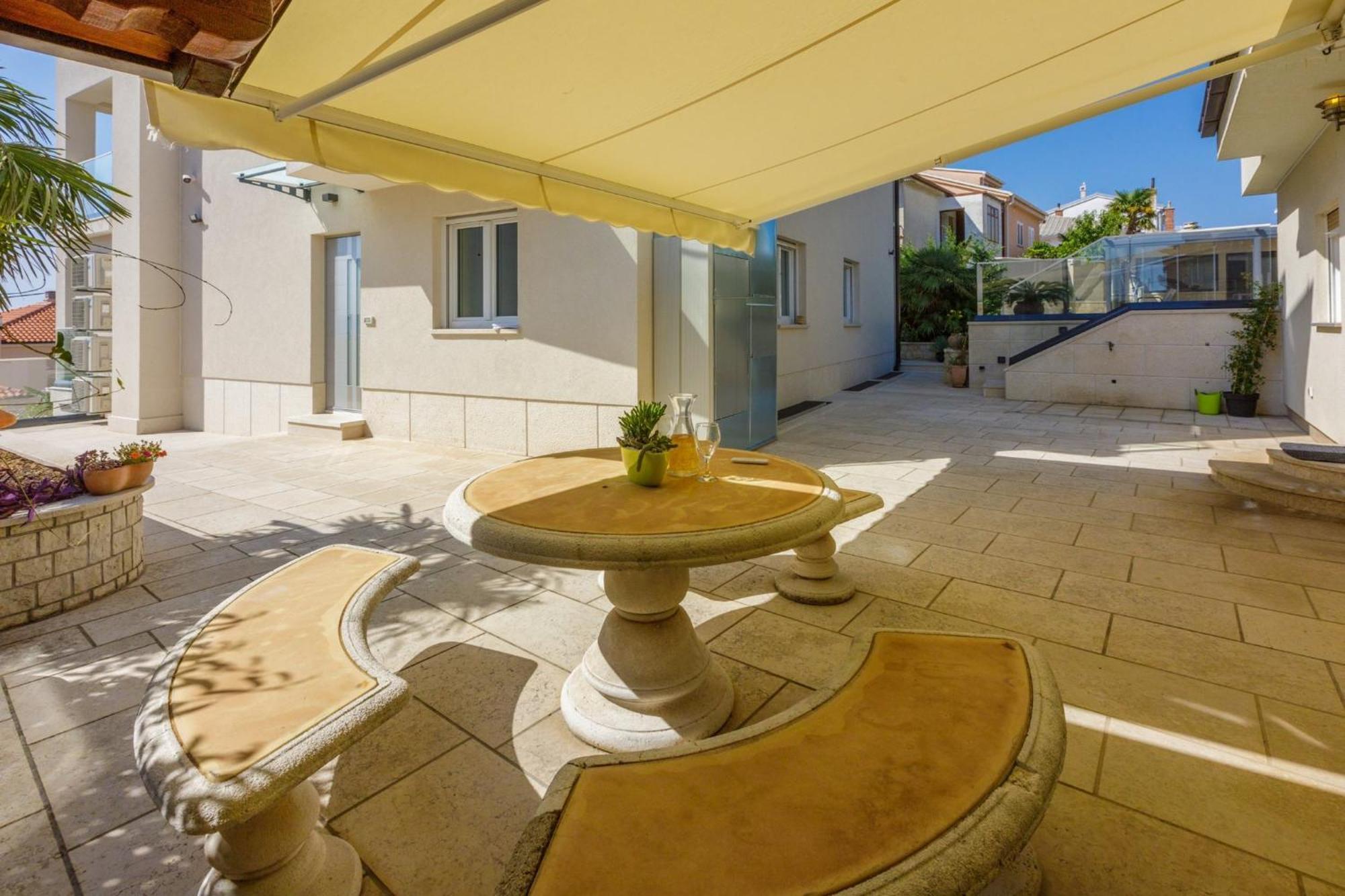 Dita A Crikvenica Exteriör bild